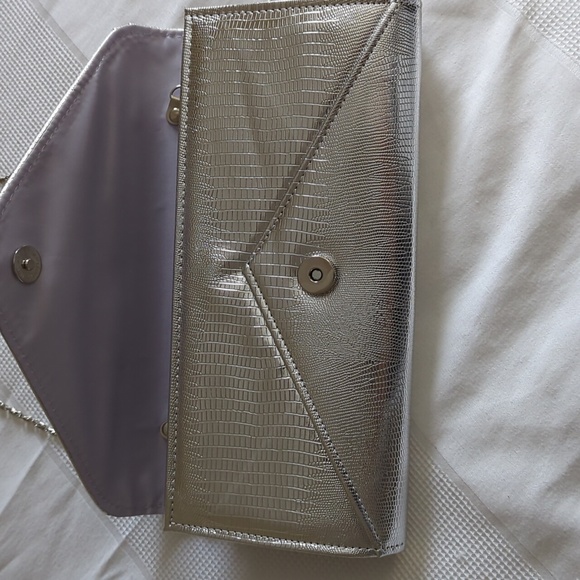 Silver clutch bag - Picture 6 of 7